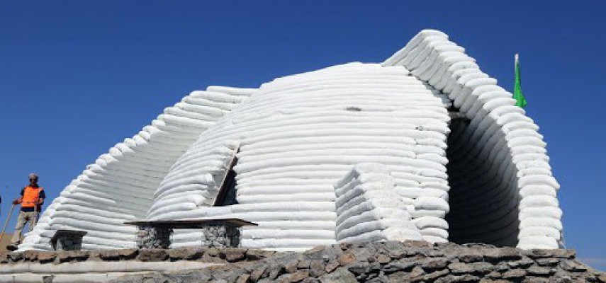 صعود قله آسیاب باد