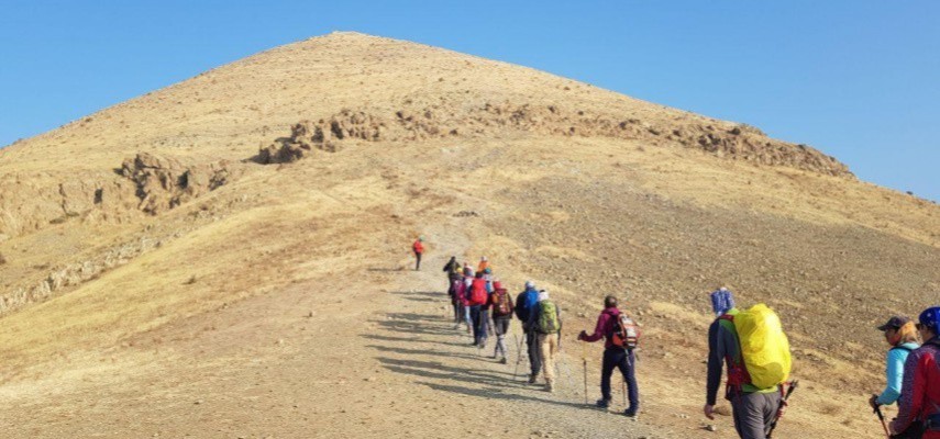کارآموزی کوهپیمایی (بانوان)