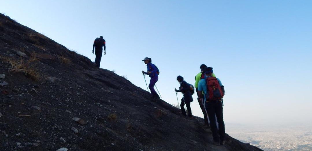 گزارش صعود قله دارآباد