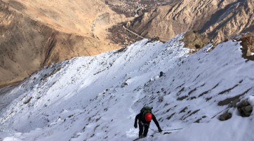 گزارش صعود تا ارتفاع 3300 متری قله هزار بند